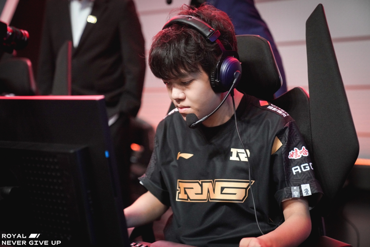 贝博体育平台 -冲刺阶段NBA季后赛传出新动向，上海海港遗憾出局，管理层表态——引发热议，更衣室氛围转暖的简单介绍