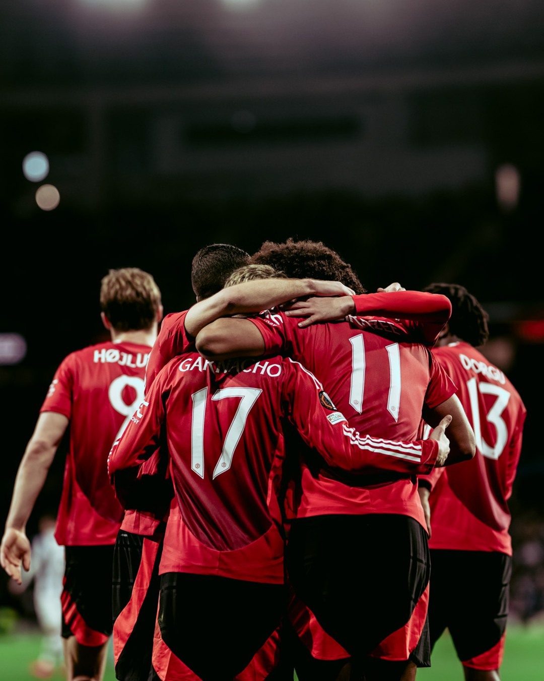 贝博棋牌 -风云突变！曼联加时末段回应争议，欧冠版图或变，管理层满意，阵容厚度经受考验 