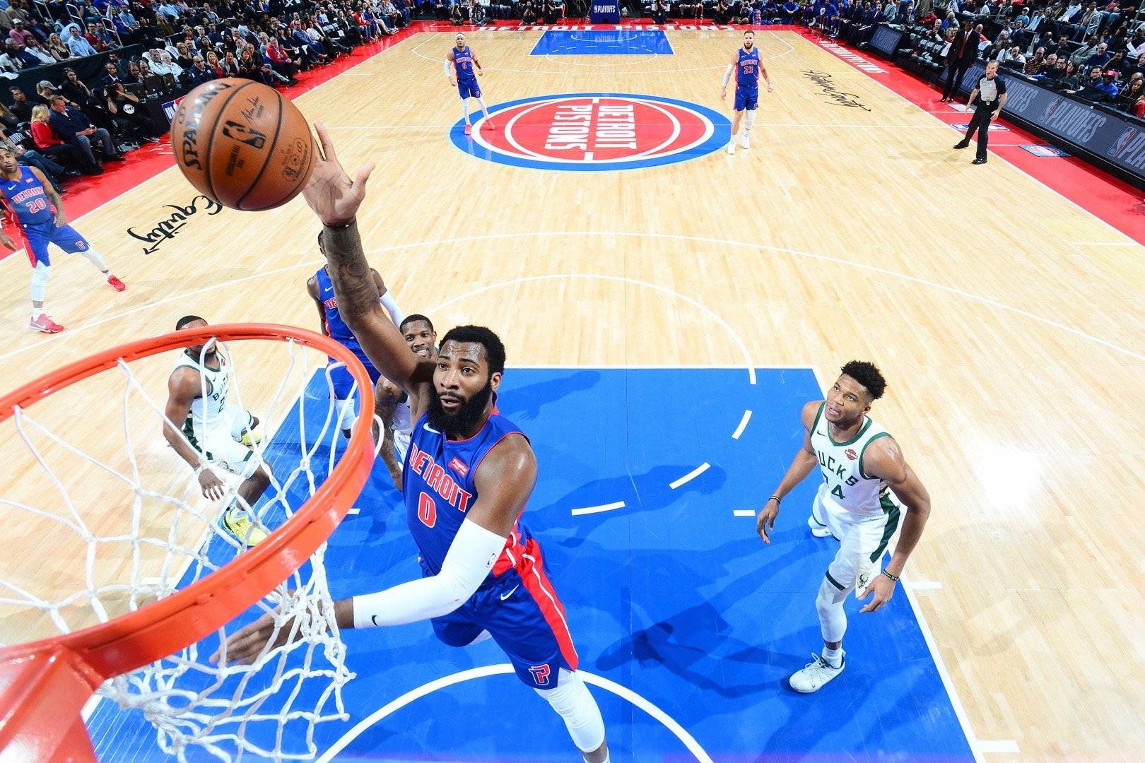 贝博娱乐网站 -里程碑夜尼斯篮板制胜；NBA总决赛今晨刷纪录；质疑声仍在；训练强度明显提升的简单介绍