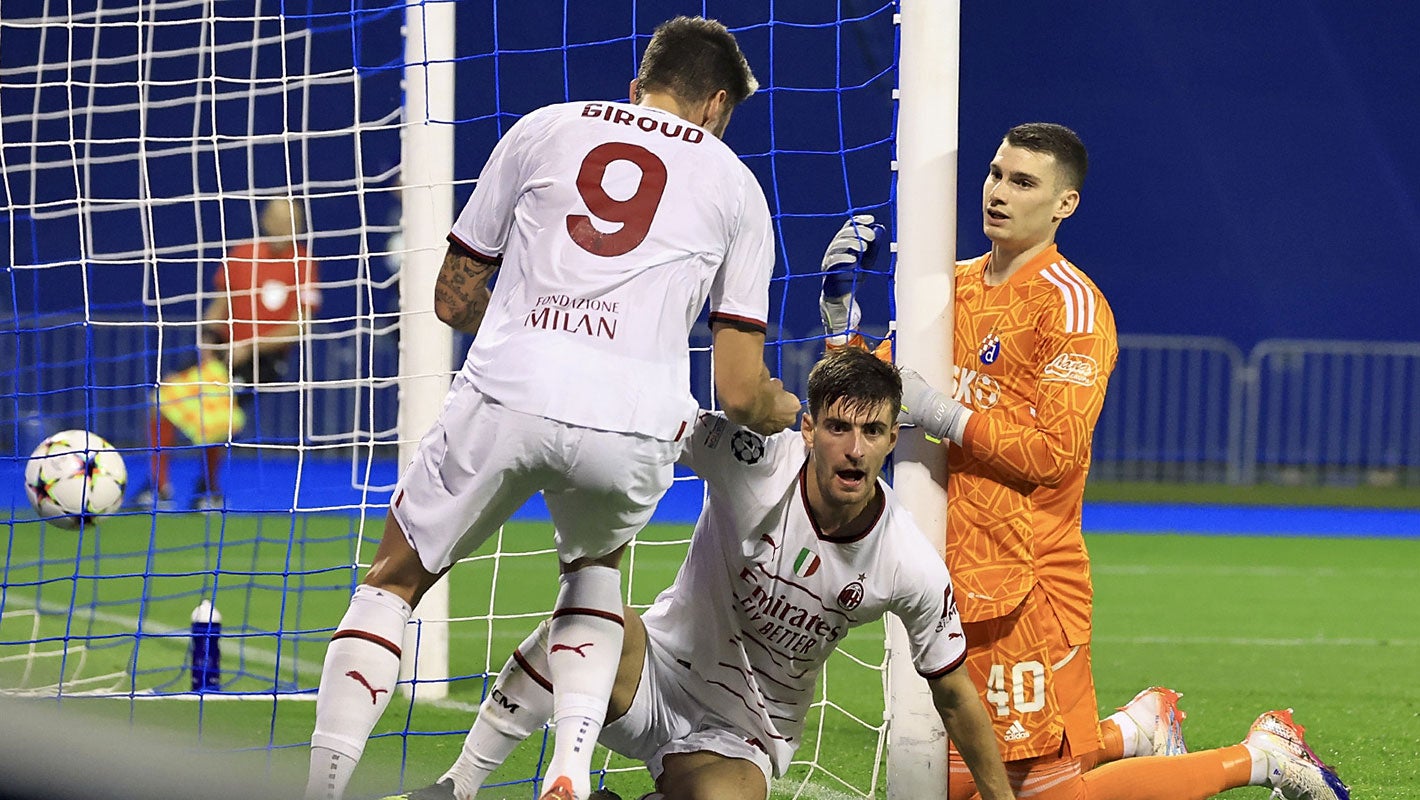 贝博官方入口 -法兰克福赛前回应争议密尔沃基雄鹿赛前更衣室发声，比利亚雷亚尔迎欧冠关键赛都惊呆了的简单介绍